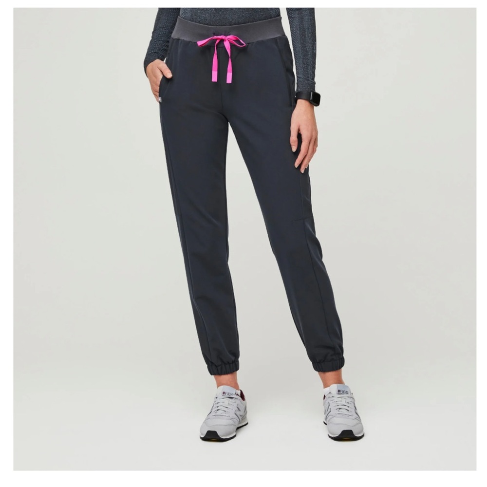 Figs Women's Night Sky Granville - Jogger Scrub Pants
